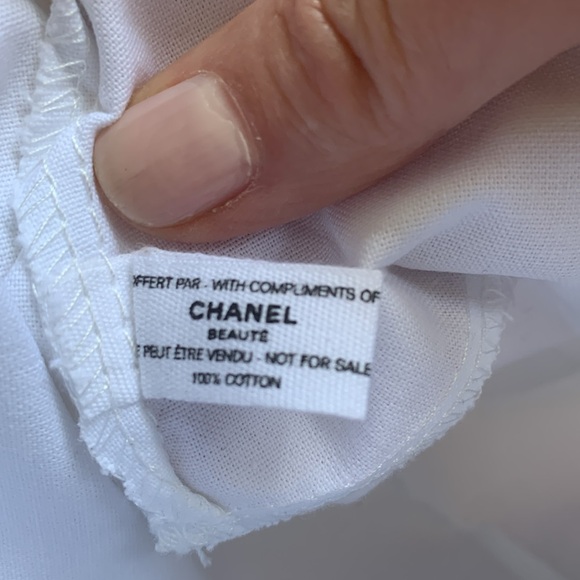 Chanel | 2 sample perfumes & 2 canvas pouches - Picture 5 of 6